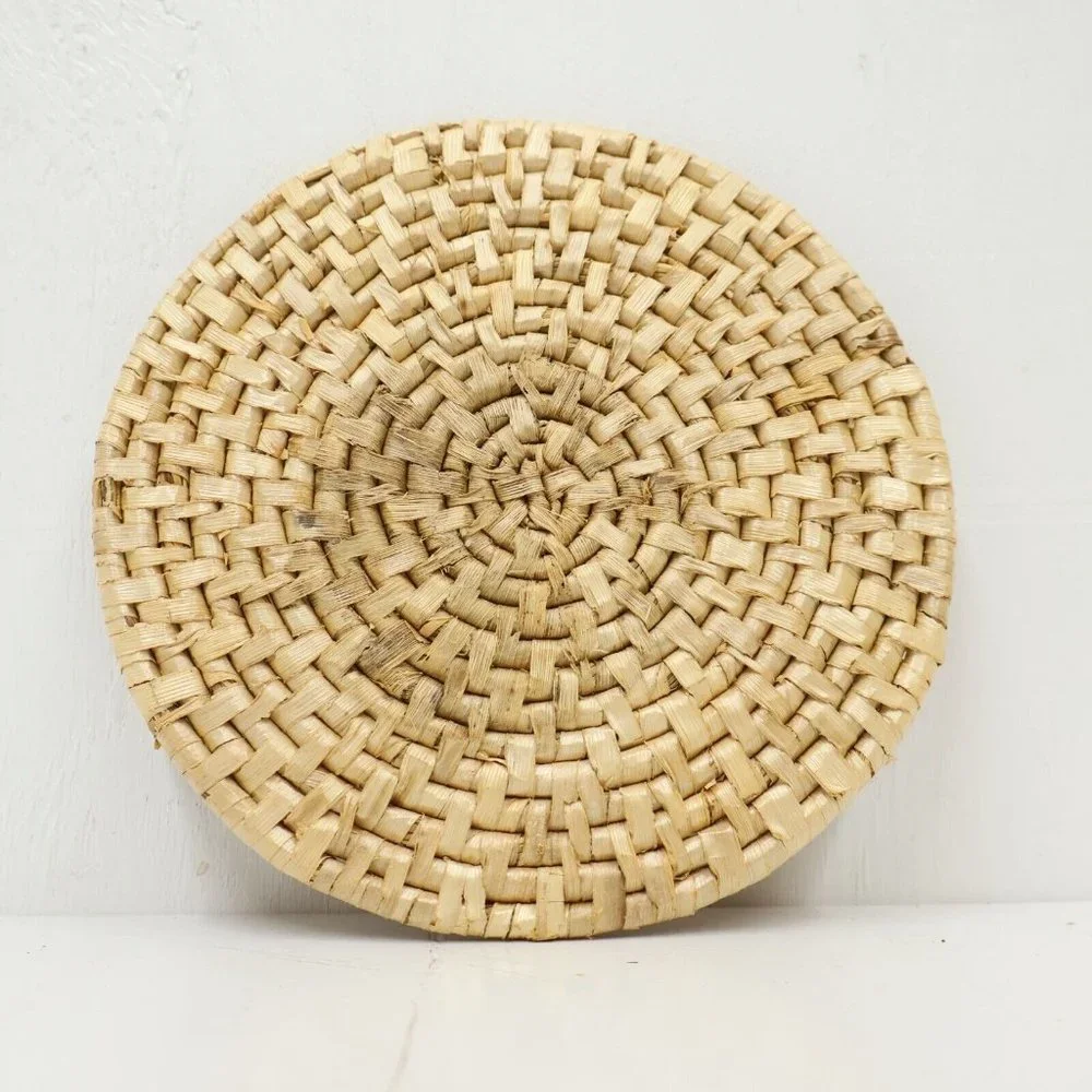 Vintage Rattan Whicker Thistle Natural Fiber 6in Diameter Trivet Coaster Set